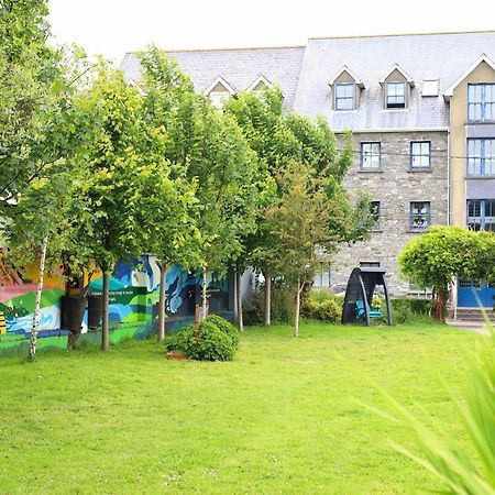 Long Quay Apartments, Клонакилти Экстерьер фото